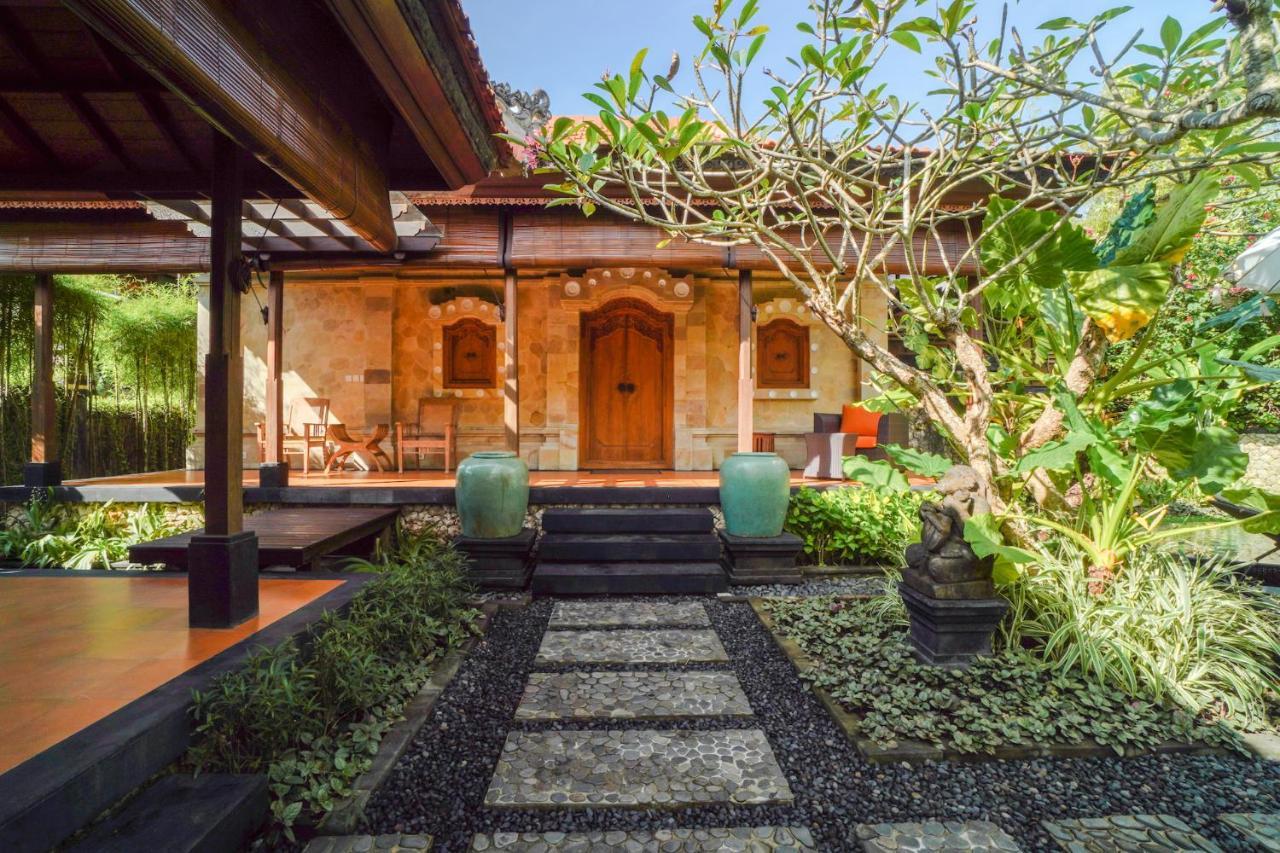 Giri Bhagawan Villas & Spa Nusa Dua  Dış mekan fotoğraf